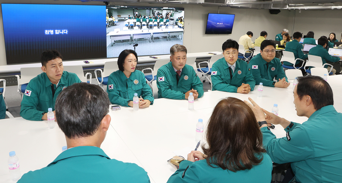 경기도의회 국민의힘 대표단이 ‘2024년 을지연습’을 실시 중인 경기도와 경기도교육청 전시종합상황실을 찾았다. 2024.8.21 /경기도의회 제공