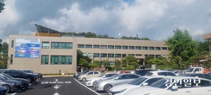 파주시는 추석을 맞아 9월 한 달간 ‘파주페이’ 월 충전 한도를 70만 원에서 100만 원으로 상향한다. /경인일보 자료사진