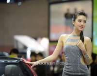 [경인포토]2013 서울모터쇼 레이싱걸 최별하, 매혹적인 유혹의 눈빛