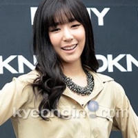 티파니 공항패션, 핫팬츠 아래 드러난 무결점 각선미 '시선집중'