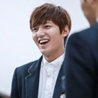 이민호 탄시리즈, 무표정서 달달 눈빛까지… 극세사 표정 변화 '감탄'