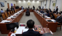 KBS 수신료 인상안 새누리 단독 상정… 새정치연합, '세월호 참사 중 날치기'