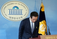 정몽준 의원 부인, '불법 선거운동'으로 경찰에 고발 당해