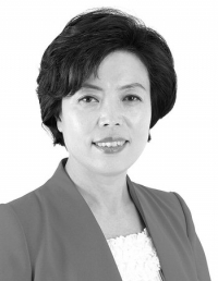 여성 섬세함 품은 소통속 변화 추구