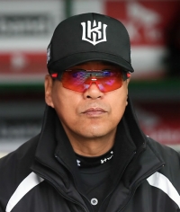 kt wiz 조범현 감독, '타순은 고정되는 게 좋은데…'