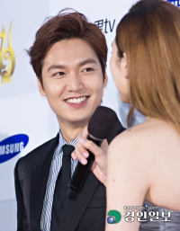 [경인포토]이민호, 여심 접수하는 살인미소(2015 서울드라마어워즈)