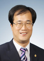 [특별기고] 지방자치의 날 ‘유감’