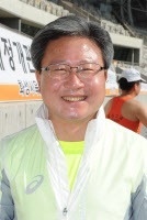 [화성 효마라톤대회] 인터뷰/17번째 '효 축제' 연 채인석 화성시장