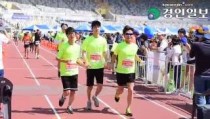[리얼영상]화성효마라톤, 2만5천여명 '행복 질주'