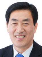 [4·12 보선 열전현장]오수봉, 설계변경 통한 해결 강조… 교통대란 우려 '초이나들목' 방문