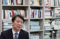 [여론조사] 안희정 지지 56%는 안철수에, 이재명 지지 47%는 文으로