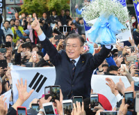 [경인포토]부평 찾은 더불어민주당 문재인 대선 후보