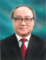 [특별기고]장미대선, 장미전쟁, 그리고 '장미엔딩'