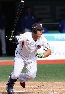 프로야구 수원 KT '괴물신인' 강백호, 프로 데뷔 첫 1번 타순 배치