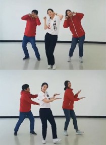 배현진, 해맑은 미소로 율동? "이분들 지금 뭐 하는 중일까요?"