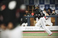 [인터뷰]KT '중심 타자' 로하스