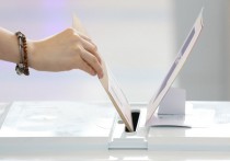 '국회의원 재보선' 사전투표율, 9일 오전 10시 11.74% 집계