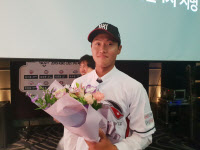 KT 1차 지명 안산공고 전용주, 선발진 안착해 최정 선배 상대하고 싶어