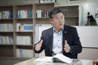 [취임 인터뷰]김광철 연천군수 "기업 유치·규제 해소… 지역 세일즈 대표사원 되겠다"