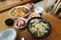 [맛집을 찾아서]양주 백석 '인사동 항아리 해물 수제비'