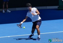 [2019 호주오픈테니스]정현, 1회전서 클란에 3-2 역전승… 올 시즌 첫승 거둬