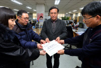 [포토]"OCA 마케팅 법인세 반환을" 항소 포기 요청서 전달