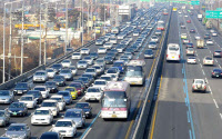 [고속도로교통상황]귀성길 정체 조금씩 시작…서두를수록 좋아요