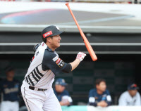 [프로야구]kt, 롯데 10-2 대파 '강백호 없어도 14안타'