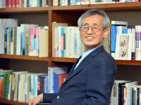 [인터뷰… 공감]'이순신을 찾아서' 펴낸 최원식 인하대 명예교수