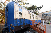 [이슈&스토리]25년만에 귀환…인천시립박물관에 전시된 '협궤열차'