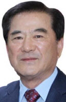 [기고]'수수방관'과 '신의 한 수'