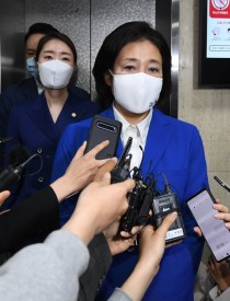 [4·7 재보선]박영선 후보, 패배 인정…"겸허히 받아들이겠다"