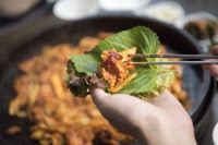 [新팔도명물]알고 먹으면 더 맛있는 '춘천 닭갈비'
