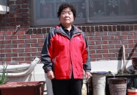 [경인 WIDE-자살률, 지역을 보다·(1)]주민들 특징 빼곡히 담긴 수첩…동네 지키는 '또순이 아줌마'