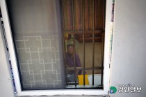 [Bad Town 경기도 우리가 사는 집이란] 마천루 그늘속 '우리 집'… 어떻게 살고 있나①