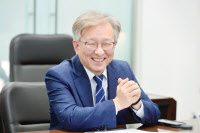 [인터뷰…공감] '경기지역 기업인들과 진솔한 대화' 권칠승 중소벤처기업부 장관