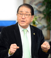 [인터뷰…공감] 12년만에 유도 9단 '유성의 반열' 김도현 인하체육인회 회장