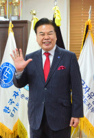 [인터뷰…공감] '한국자유총연맹 경기도지부 신임 회장' 최창환 장수돌침대 회장