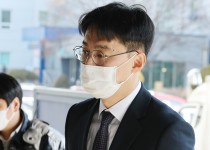 '성남FC 수사 갈등' 박하영 차장검사 "후원금 의혹 경찰이 잘 수사할 것"