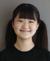 [제25회 바다그리기 대회 해군참모총장상] 연성중1 김민선 "깨끗한 물속-멸종 위기 이중 표현"