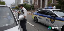 [현장르포] "건널목 보행자 우선" 도로교통법 시행 첫날 단속 현장