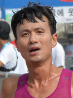 [화성孝마라톤 대회-영광의 얼굴] 남자 하프코스 1위 마성민