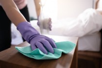 [여러분 생각은?] 외국인 가사도우미 시범운영 예고