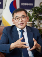 [시군의회 의장 취임 1년 인터뷰] 윤원균 용인특례시의회 의장
