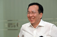 [아임 프롬 인천·(8)] 불굴의 샐러리맨, 타이어 하나로 지구를 돌았다