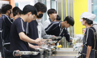 '급식운영 부담해소' 식품비 4%·운영비 18% 인상