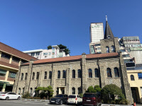 [전쟁과 분단의 기억·(18)] 교인들이 힘모아 세운 '수원교회' 본당