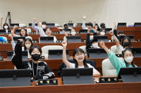 [2023 경인 히트상품 지자체부문 대상(행정정책)] 용인시의회-청소년 지방자치아카데미·만화 조례·의회 유튜브