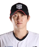 '대타의 신' KT 김민혁, KS서도 5타수 3안타 1타점 활약