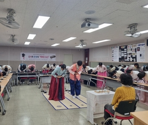 동탄푸른중학교, 전통 ‘책례’ 치르며 한 해 뜻깊게 마무리
